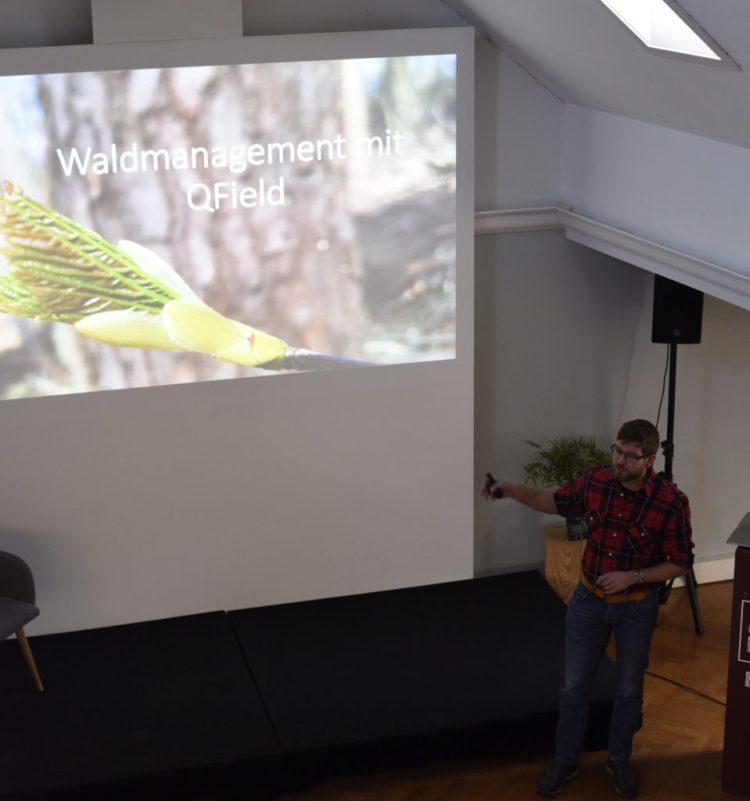 Forest management in northern Switzerland with QField